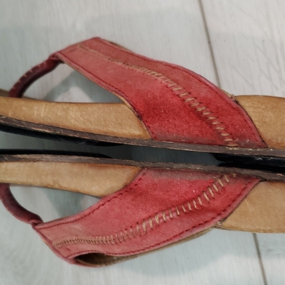 Olukai Womens Haiku Leather Sandals Flats shoes sz 8 - Picture 11 of 12